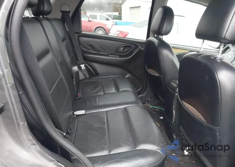 2005 Ford Escape Limited from USA, damaged, VIN 1FMCU94165KB03178